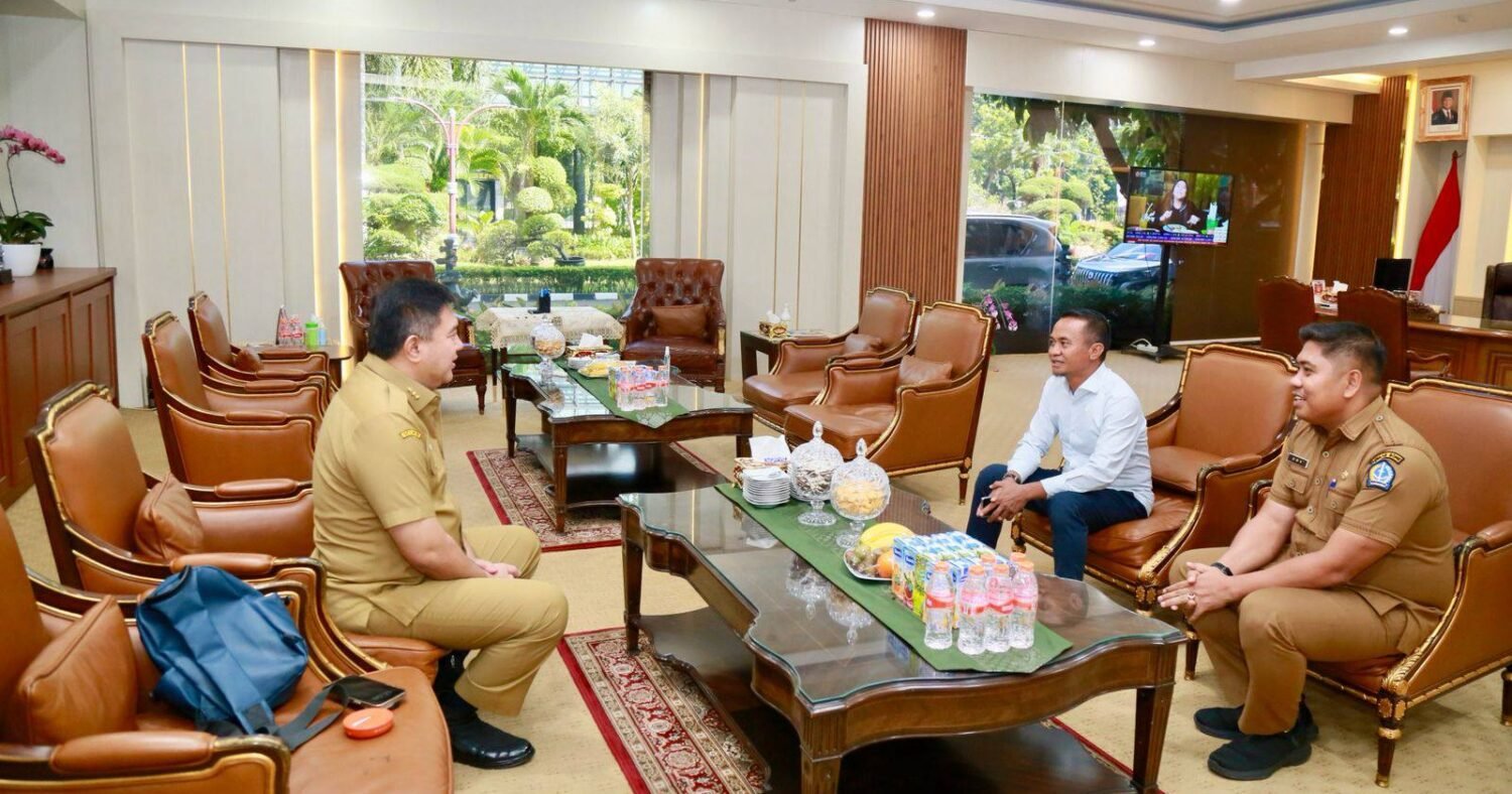Foto: Bupati Bone Kunjungi Kemendagri Bahas Langkah Percepatan Pembangunan Daerah 3 Foto Bupati Bone Kunjungi Kemendagri Bahas Langkah Percepatan Pembangunan Daerah