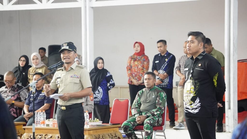 70 CPNS Bone Terima SK, Bupati Perintahkan Tes Urine di Tempat untuk Perangi Narkoba 3 70 CPNS Bone Terima SK, Bupati Perintahkan Tes Urine di Tempat untuk Perangi Narkoba