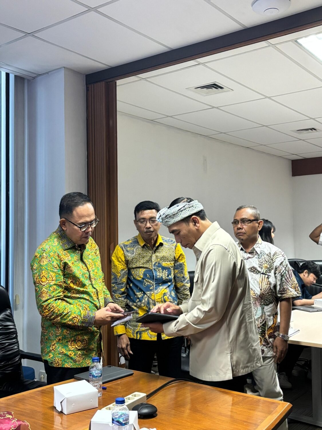 Dorong 6 Rencana Strategis, Wabup Bone Bawa Wisata Tanjung Pallette ke Kemenparekraf 3 Dorong 6 Rencana Strategis, Wabup Bone Bawa Wisata Tanjung Pallette ke Kemenparekraf