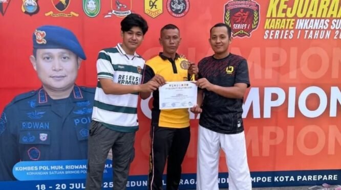 Keren! Personel Polres Bone Sabet Juara di Kejuaraan Karate INKANAS Sulsel Series I