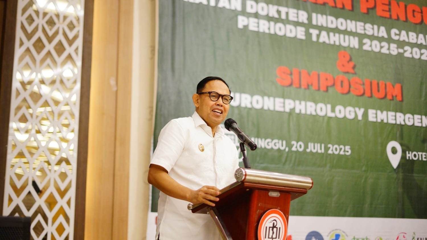 Resmi Dilantik! dr. Muh. Nur Abadi Nahkodai IDI Bone Periode 2025–2028 8 Resmi Dilantik! dr. Muh. Nur Abadi Nahkodai IDI Bone Periode 2025–2028