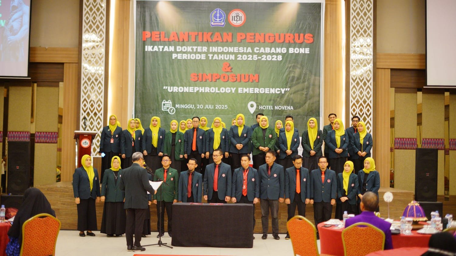 Resmi Dilantik! dr. Muh. Nur Abadi Nahkodai IDI Bone Periode 2025–2028 3 Resmi Dilantik! dr. Muh. Nur Abadi Nahkodai IDI Bone Periode 2025–2028