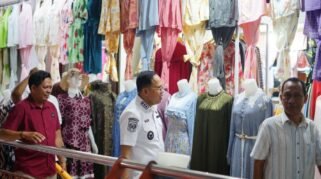 Wakil Bupati Bone Tinjau Pasar Palakka dan BTC, Dengarkan Curhatan Pedagang