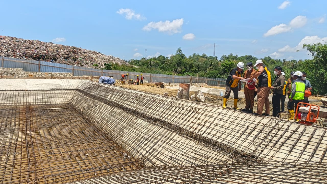 Bupati Bone Tinjau Pembangunan Instalasi Pengelolaan Lumpur Tinja Rp8 Miliar di Passippo