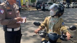 Operasi Zebra Pallawa 2025 Hari Kedua, Puluhan Pelanggar Ditindak Satlantas Polres Bone