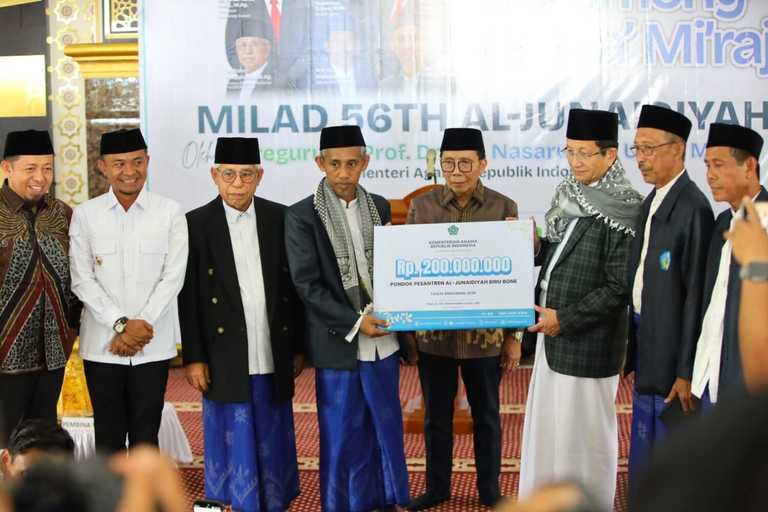 Menag Nasaruddin Umar Buka Milad ke-56 Al-Junaidiyah Biru, Isi Tausiyah Isra Mi’raj di Bone 8 Menag Nasaruddin Umar Buka Milad ke-56 Al-Junaidiyah Biru, Isi Tausiyah Isra Mi’raj di Bone