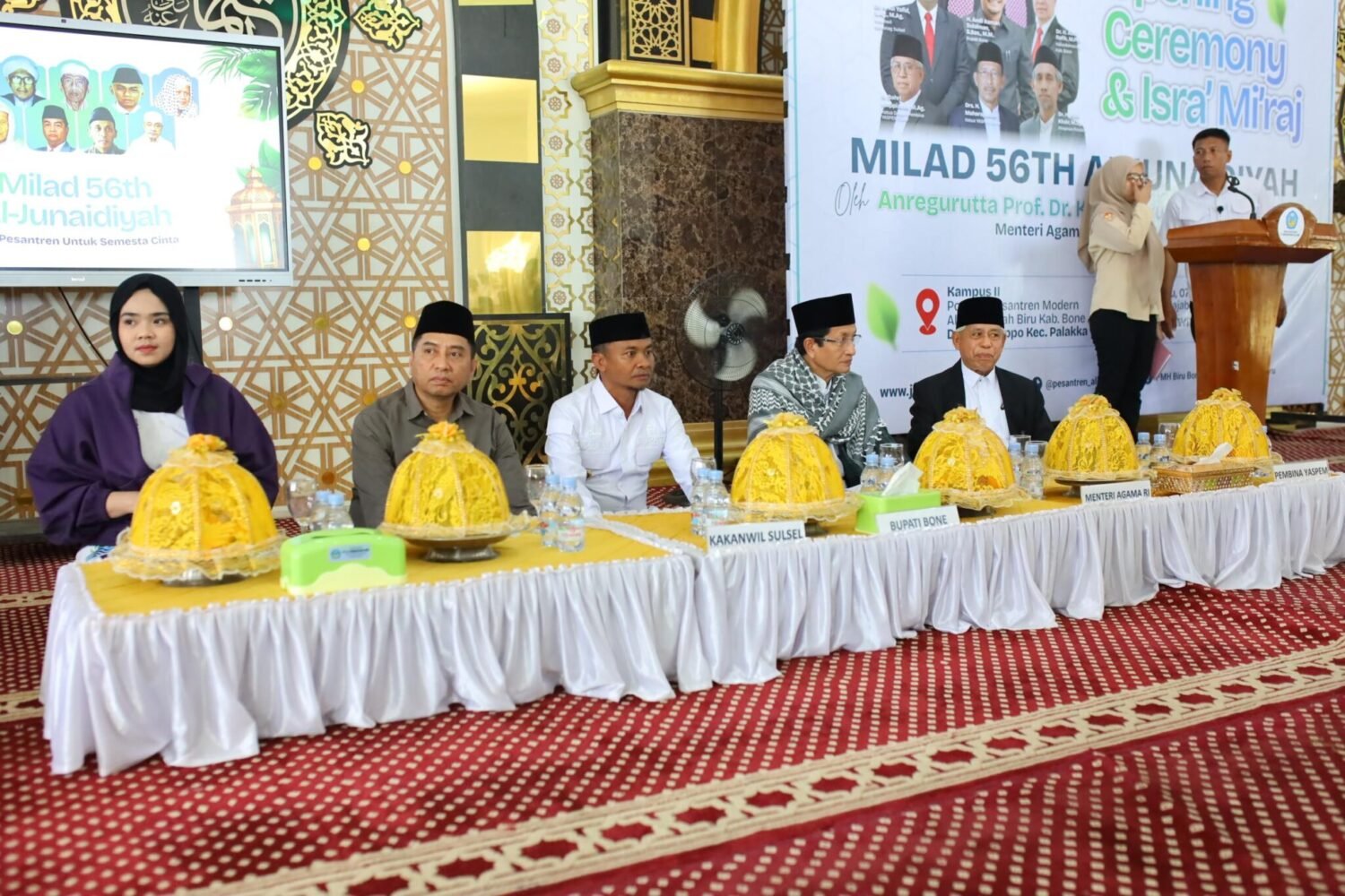 Menag Nasaruddin Umar Buka Milad ke-56 Al-Junaidiyah Biru, Isi Tausiyah Isra Mi’raj di Bone 5 Menag Nasaruddin Umar Buka Milad ke-56 Al-Junaidiyah Biru, Isi Tausiyah Isra Mi’raj di Bone