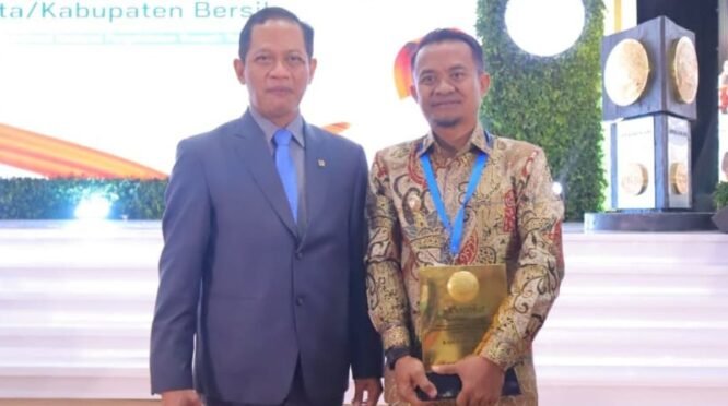 Top 10 Nasional! Kinerja Pengelolaan Sampah Kabupaten Bone Dapat Apresiasi Pemerintah Pusat