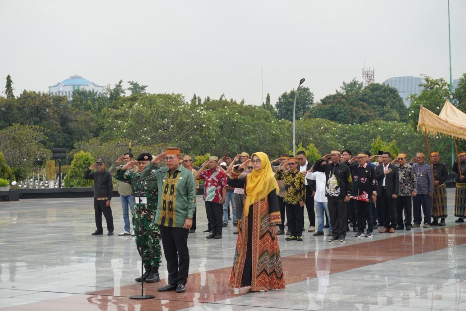 [FOTO] Wakil Bupati Bone Ziarah ke Makam Raja Bone La Pawawoi Karaeng Sigeri di Kalibata