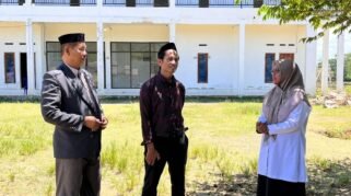 Kegiatan visitasi izin operasional Kemenag Bone di pesantren Kecamatan Kajuara.