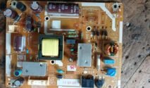 Foto komponen sirkuit elektronik atau PCB hasil rakitan Berkah Mulya Elektronik Patimpeng.