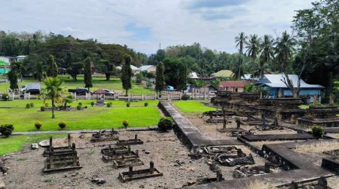 Kompleks Makam Raja-raja Lamuru Lalebata Bone wisata sejarah kuno.
