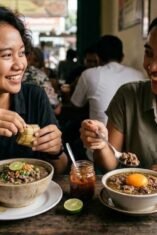 Perbedaan tampilan dan penyajian Coto Makassar dan Pallubasa.