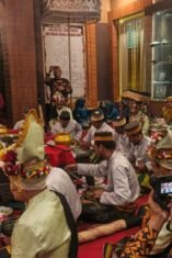 Suasana prosesi Pra Mattompang Arajang di Museum Arajang Rujab Bupati Bone.