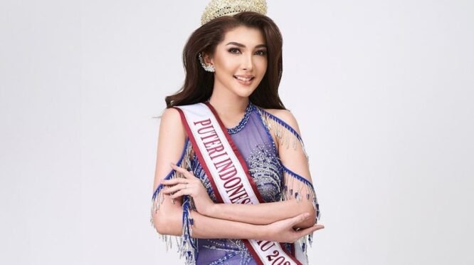 Potret Jeni Rahmadial Fitri mantan finalis Puteri Indonesia Riau 2024.