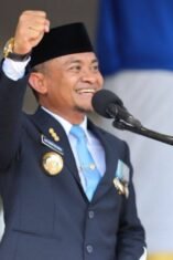 Bupati Bone Pimpin Upacara Hari Pendidikan Nasional 2026 di Lapangan Merdeka(2)