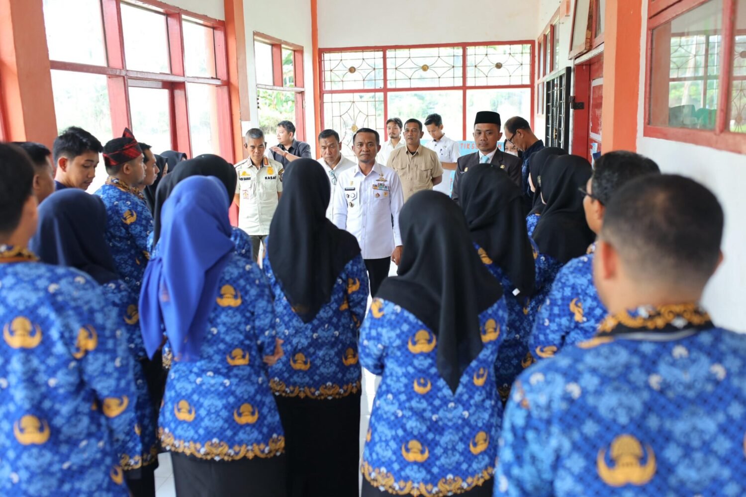 Momen Hangat Bupati Bone Kunjungi Sekolah Rakyat Terintegrasi di BLK Bajoe