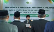 Pelantikan dan pengambilan sumpah jabatan pejabat IAIN Bone periode 2026–2030 yang dipimpin Rektor IAIN Bone di Aula Utama kampus.