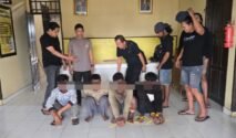 Empat tersangka pencurian aset PT PLN diamankan Satreskrim Polres Bone di Mapolres Bone setelah kasus pencurian gardu induk yang menyebabkan kerugian sekitar Rp3 miliar berhasil diungkap.