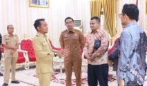 Bupati Bone Andi Asman Sulaiman membahas pengembangan Super App Kabupaten Bone bersama PT Citra Celebes Multimedia dan Indosat.