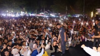Bupati Bone menghadiri Closing Ceremony Gau Maraja 2026 di Lapangan Merdeka Watampone.