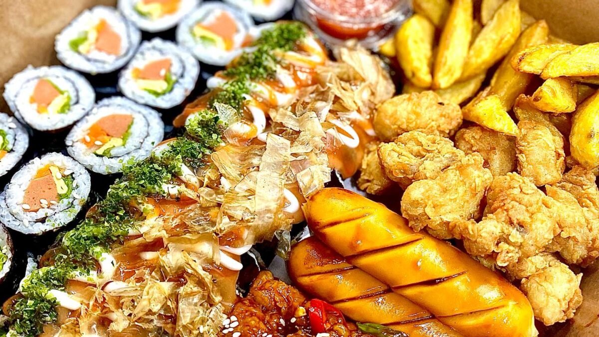 KakaAde Bone Tawarkan Mie, Kimbab, hingga Kebab dengan Harga Mulai Rp5 Ribu