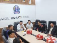 Pemkab Terima Penghargaan dari KPU Bone, Dukung Pembangunan Kantor Representatif