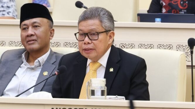 Taufan Pawe saat RDP Komisi II DPR RI bersama Ombudsman RI di Jakarta, Selasa 29 September 2026.