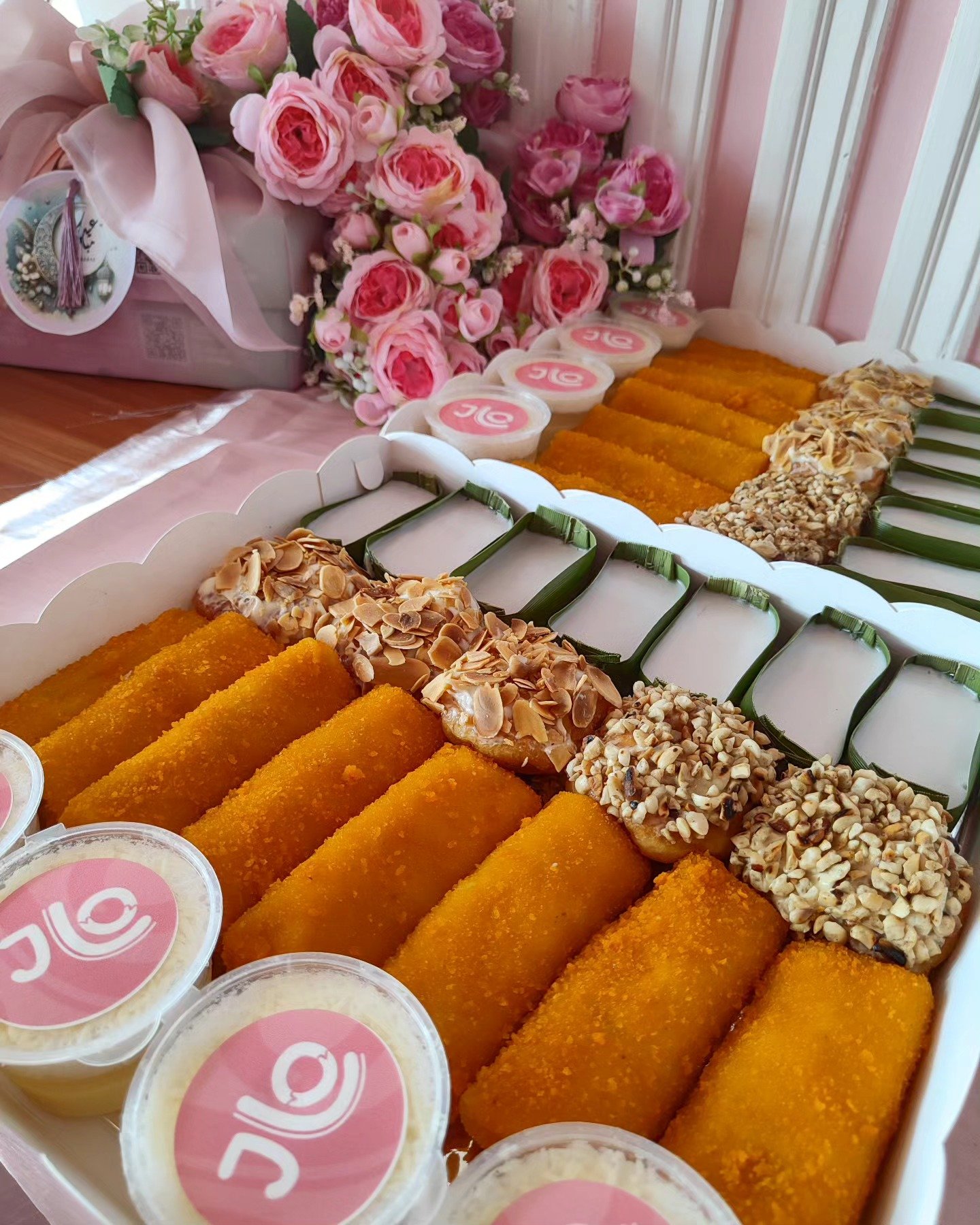 Yuk Intip Ragam Kreasi Manis Ala J'LO Donuts Bone 4 Yuk Intip Ragam Kreasi Manis Ala J'LO Donuts Bone
